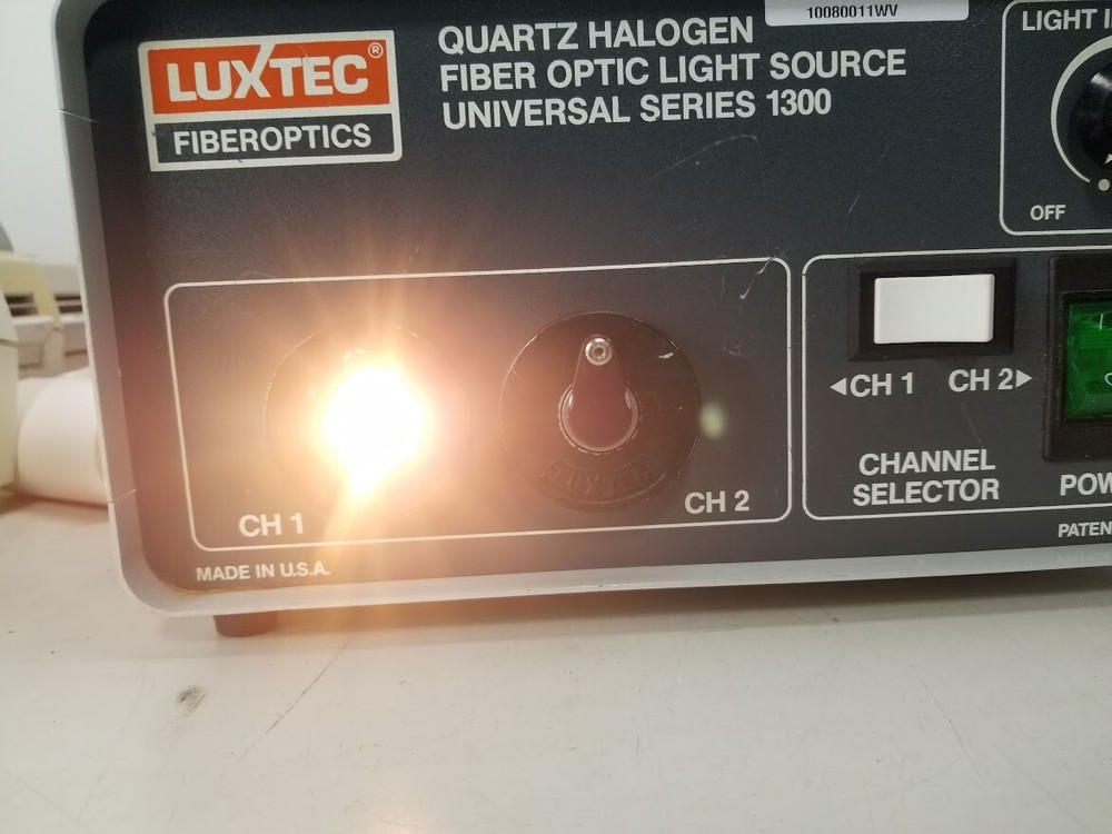 Luxtec Quartz Halogen Fiber optic light source universal series 1300