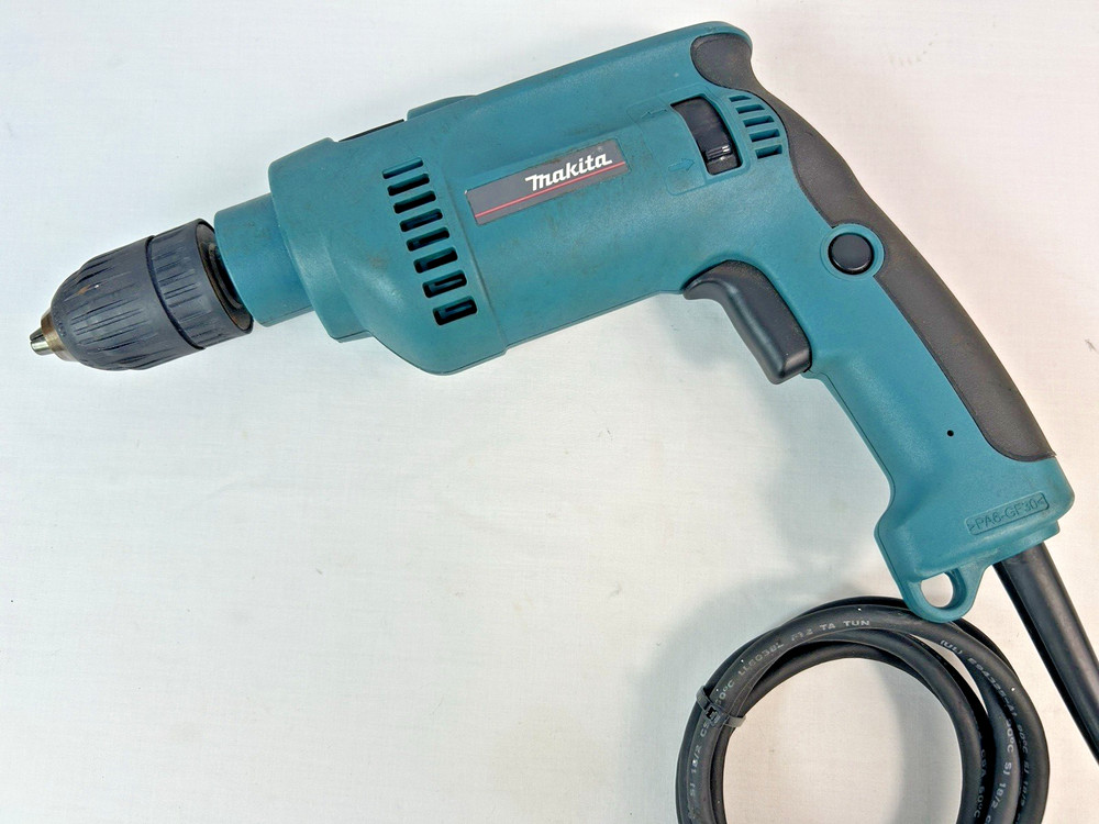 Makita HP1621 Corded Percussion Drill - TESTED !!