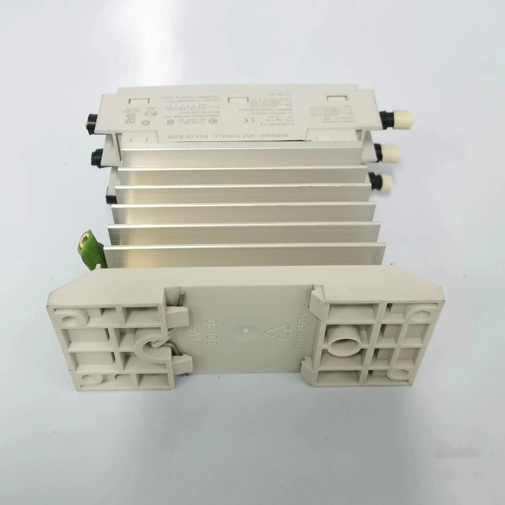 1PCS Test OK 3RF2410-1AB45 solid state relay