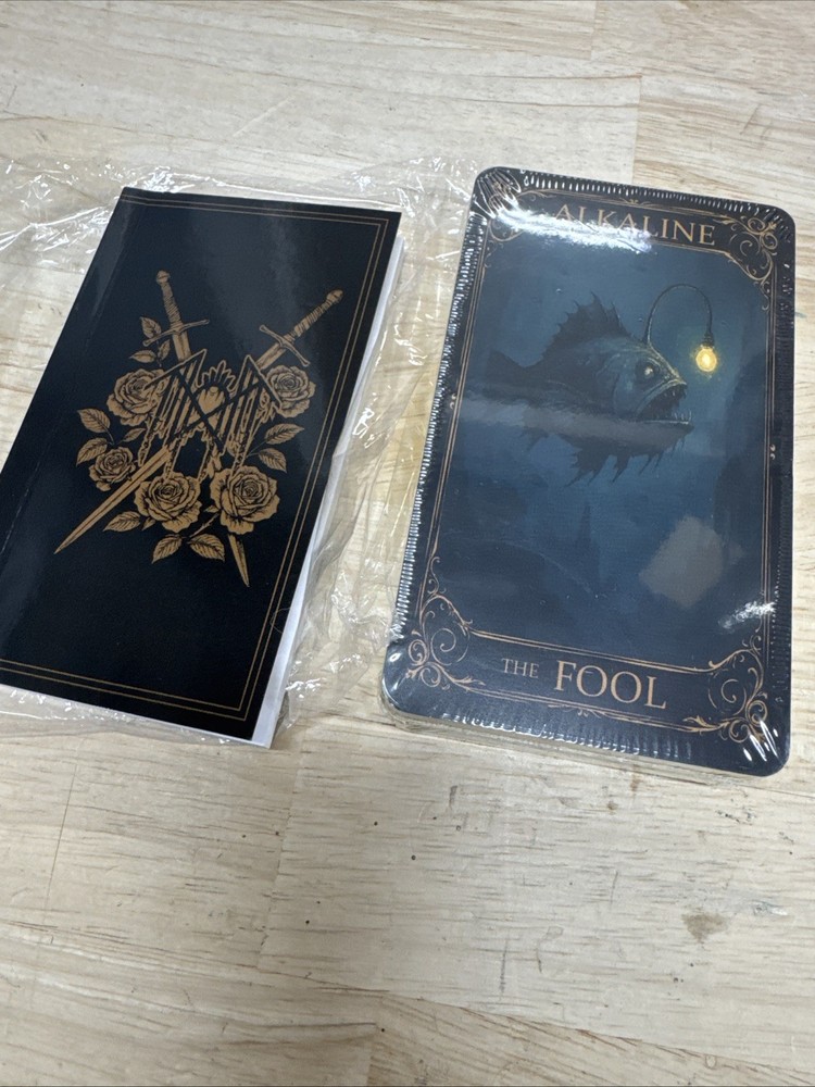 The Worship Deck Tarot And Guide Book