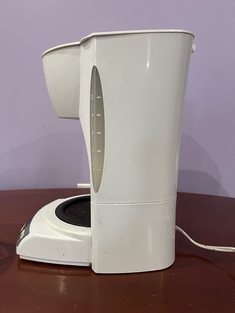 mr. coffee 12-cup programmable coffee maker, White