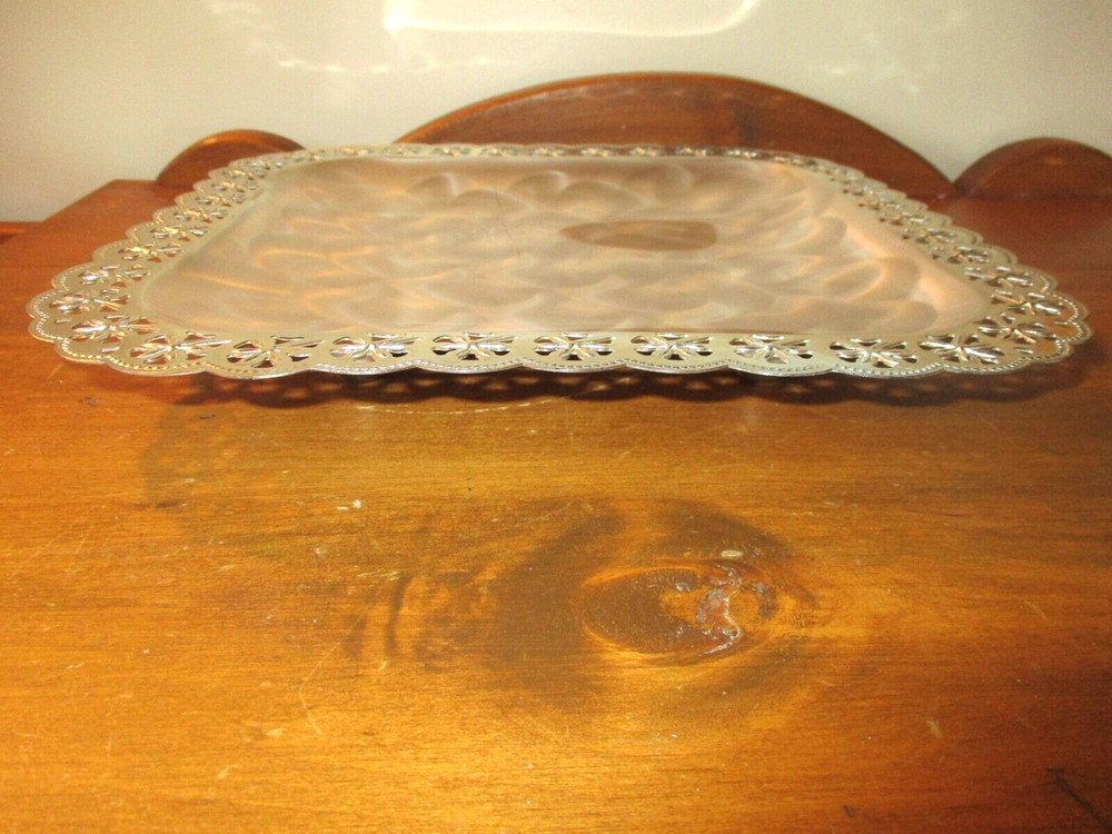 MS MODERN SILVER FILIGREE EDGE SILVERPLATE FOOTED PLATTER TRAY