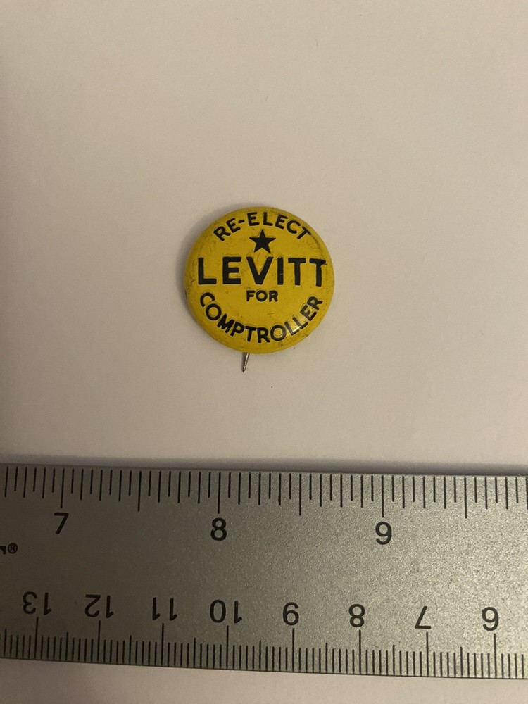 Re-Elect Levitt For Comptroller Pin Back Button P154