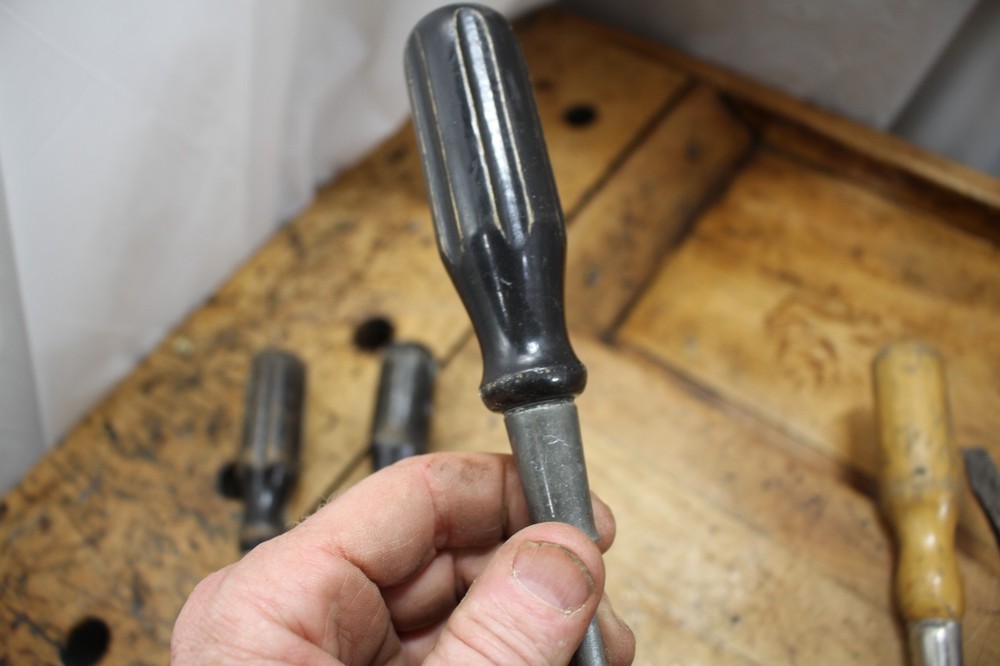 Wood handle Screwdrivers, vintage, various