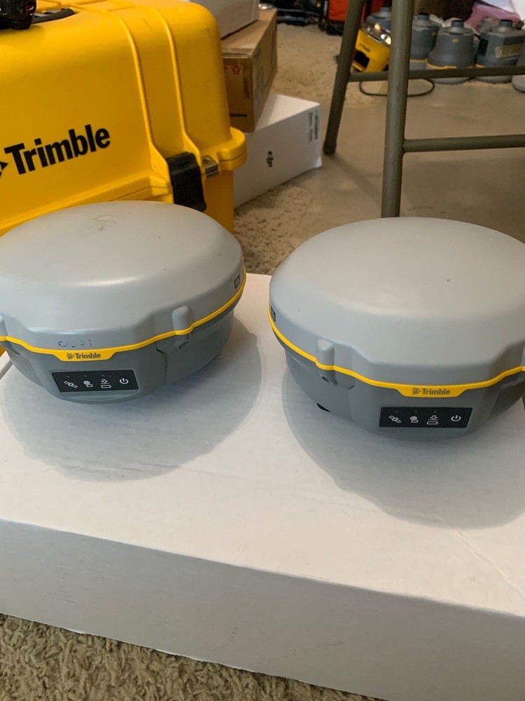 Trimble R8-S Base/Rover GPS Receiver