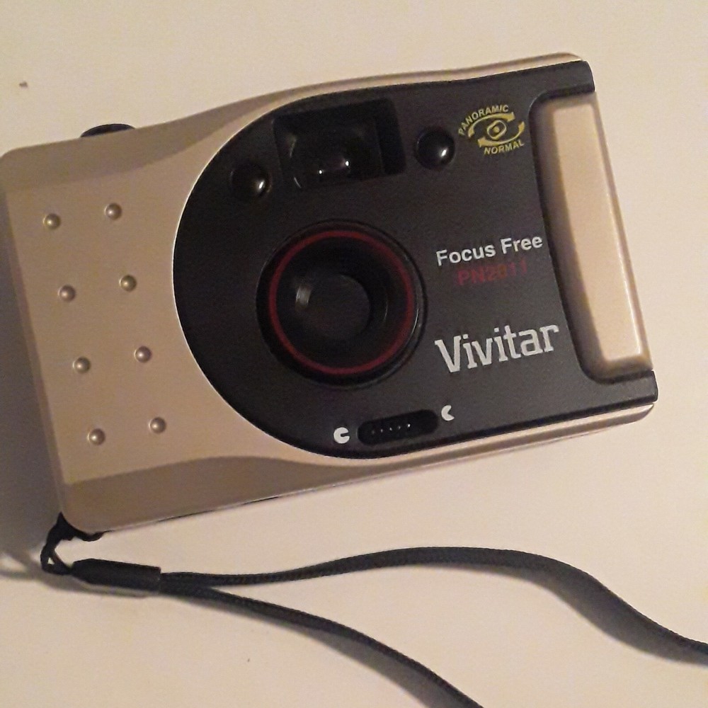 Vivitar PN2011 Focus Free Camera (PANORAMIC/NORMAL)