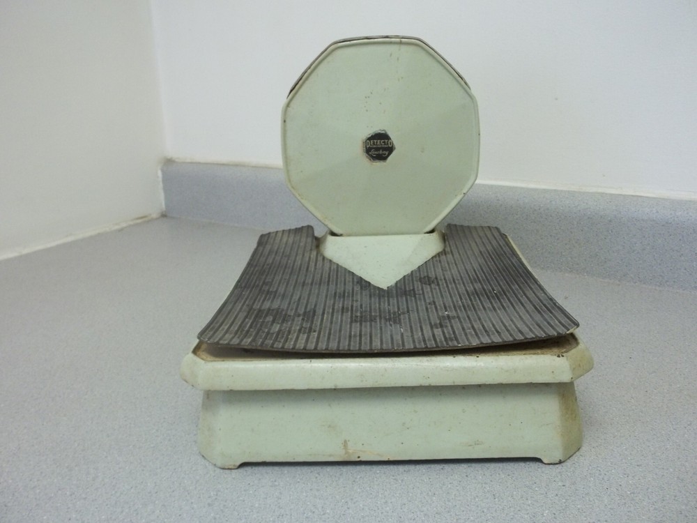 Detecto Lowboy scale Vintage Antique bath scale