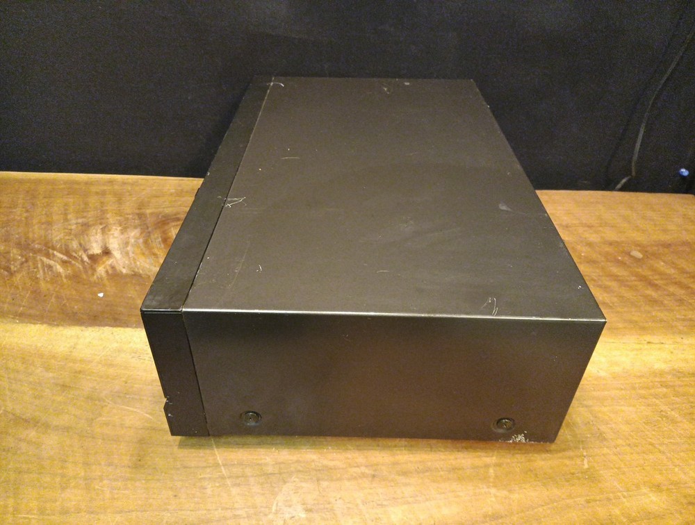 VTG. Technics RS-TR255 Dual Cassette Tape Deck (Rusty Bottom But working)