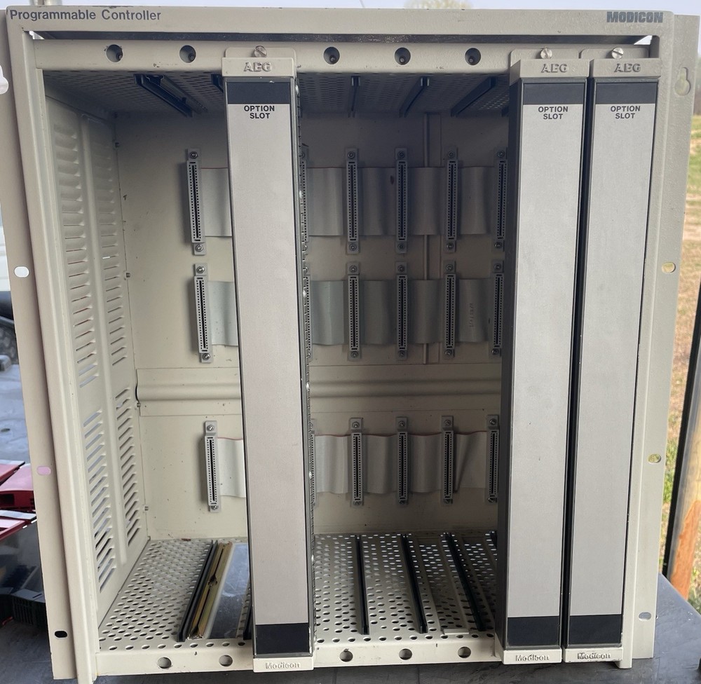 Modicon AS-984A-816 Heavy Duty Metal Controller Box