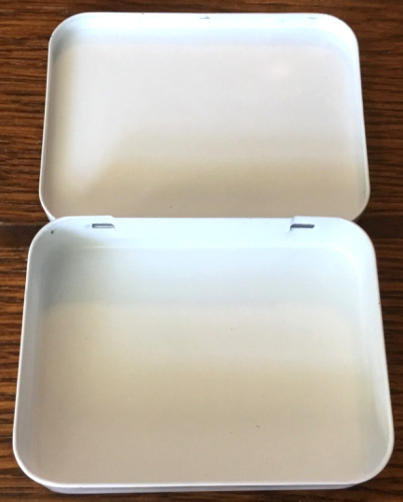 White Empty "Princeton University" Mint Hinged Tin w/Orange Shield Top EMPTY