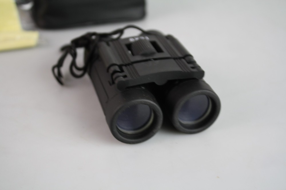 Leeds 1025-33 Yukon Binoculars