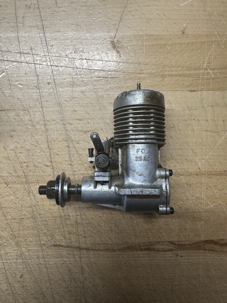 Fox 25 RC Vintage Model Airplane Engine