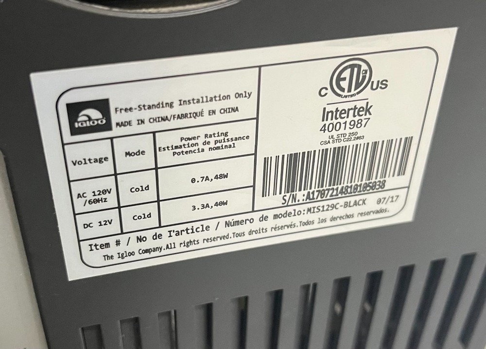 Igloo Beverage Mini-Refrigerator Black, Holds 6 Cans Retro- Tested