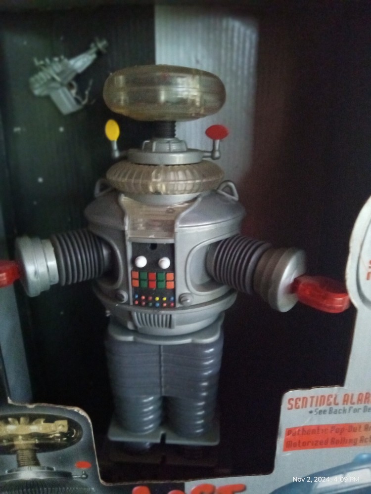 lost in space robot Electronic 1997 Trend master Mib