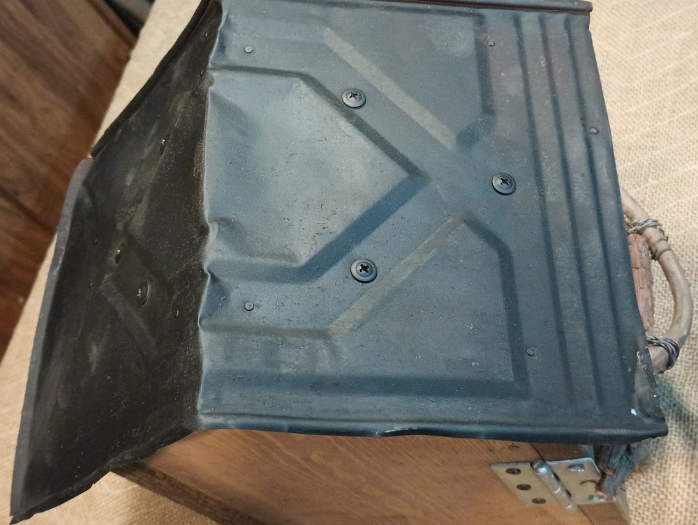 Rustc Handmade BIRDHOUSE using Recycled/Reclaimed Material