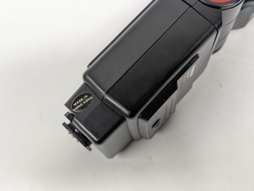 Ryka Thyristor 200MD Auto Focus Electronic Camera Mount Flash w/ Manual Vintage