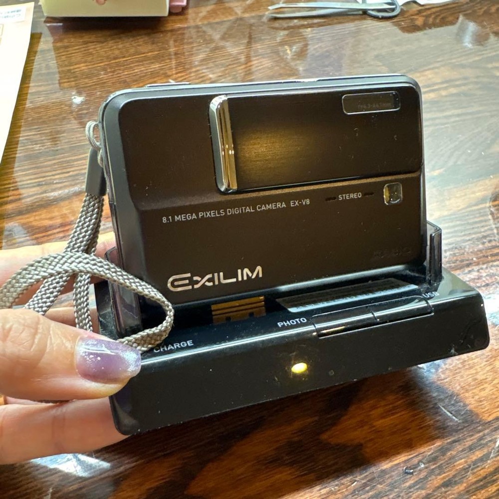 CASIO EXILIM EX-V8 Digital Camera #0002