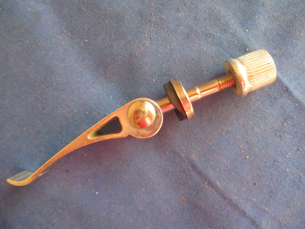 Basic seatpost quick release Very good condition 1" clamp width