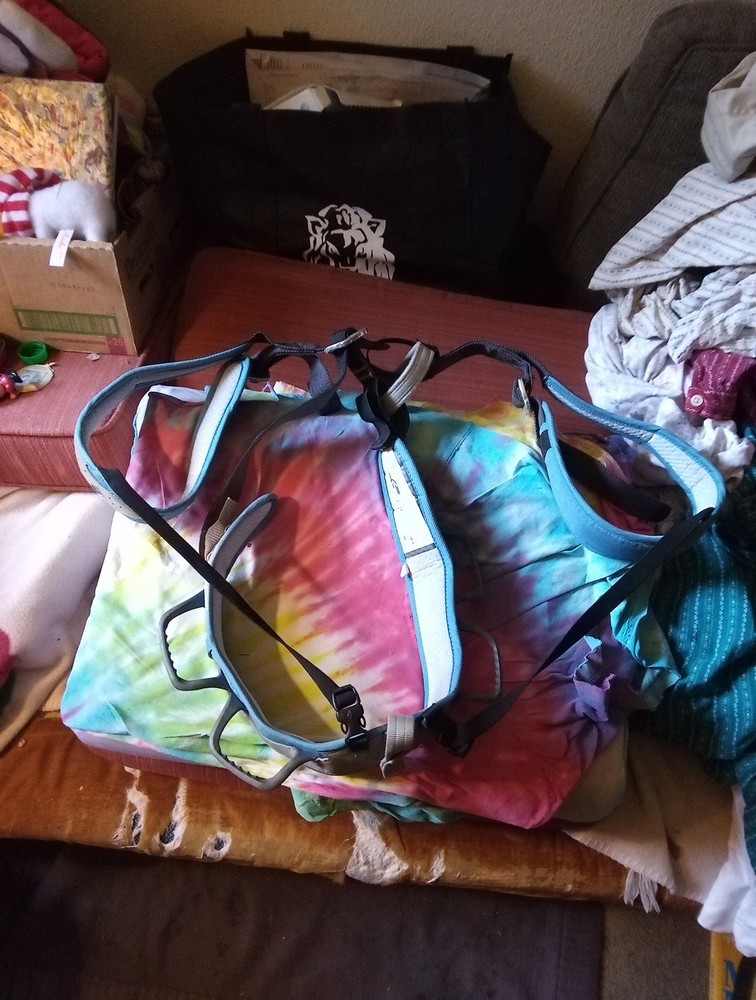 Black Diamond Size 10 Climbing Harness