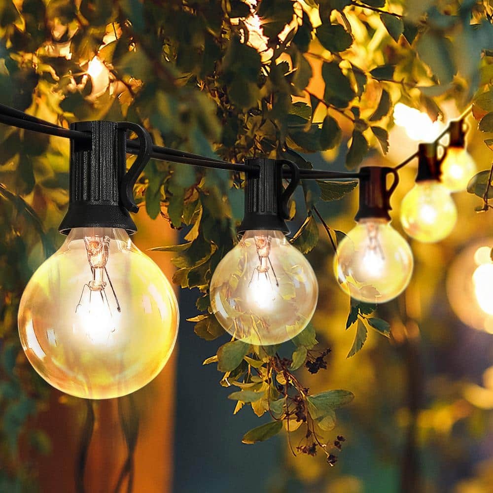 JONATHAN Y 25 ft. Plug-in Rustic G40 Bistro Globe String Lights, Black