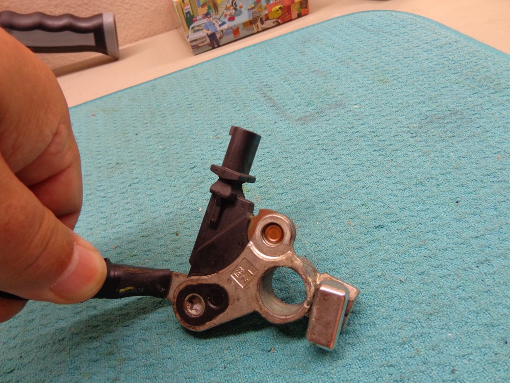 CHRYSLER PACIFICA 17 18 - NEGATIVE BATTERY SENSOR CABLE