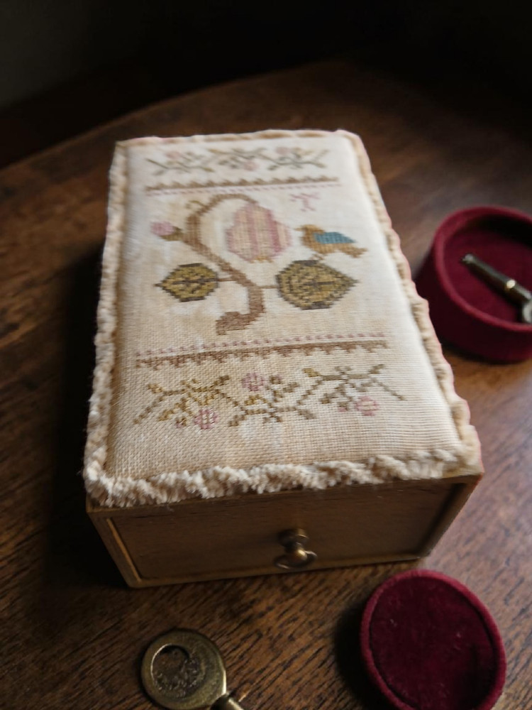 Handmade Cross Stitch Shaker Box, Finished Primitive