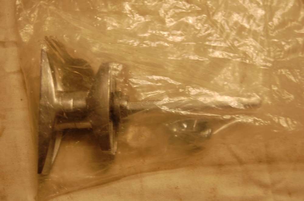 Garge Door Handle with Two Keys