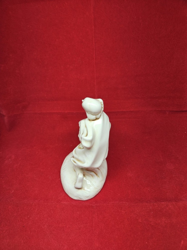 5.5” Nativity Kneeling Peasant Bread Ceramic Atlantic Mold