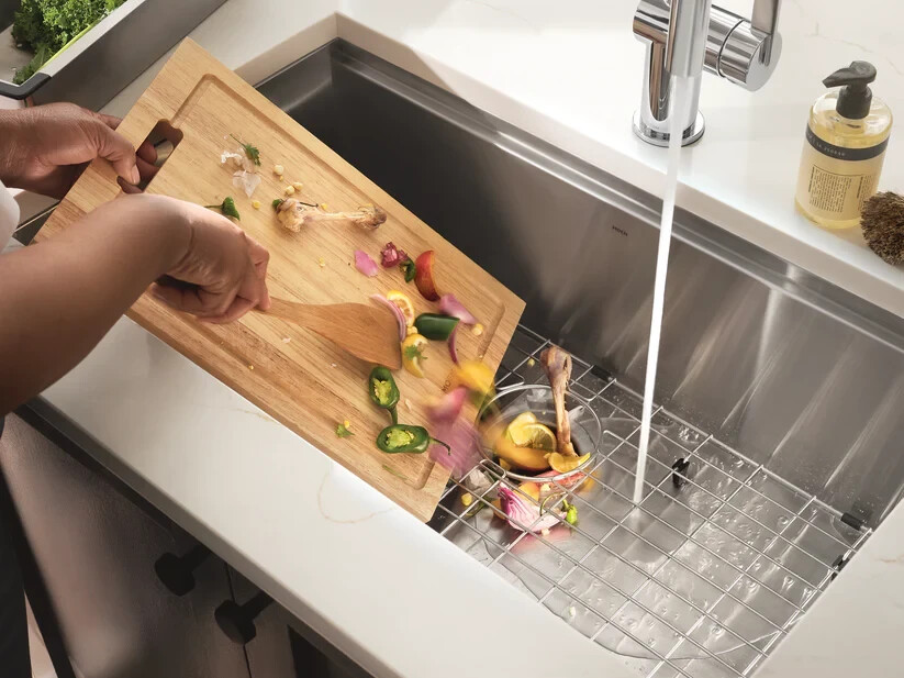 Moen The Chef EX Series 1 Horsepower Garbage Disposal (EX100C)