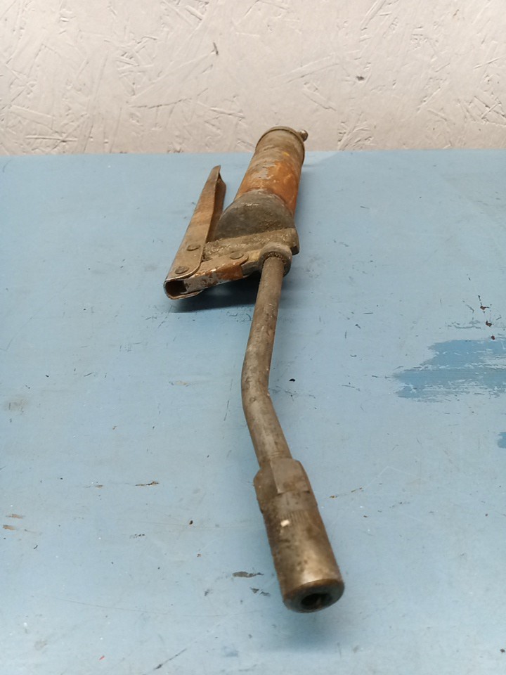 Vintage Unbranded Rustic Grease Gun (LL)