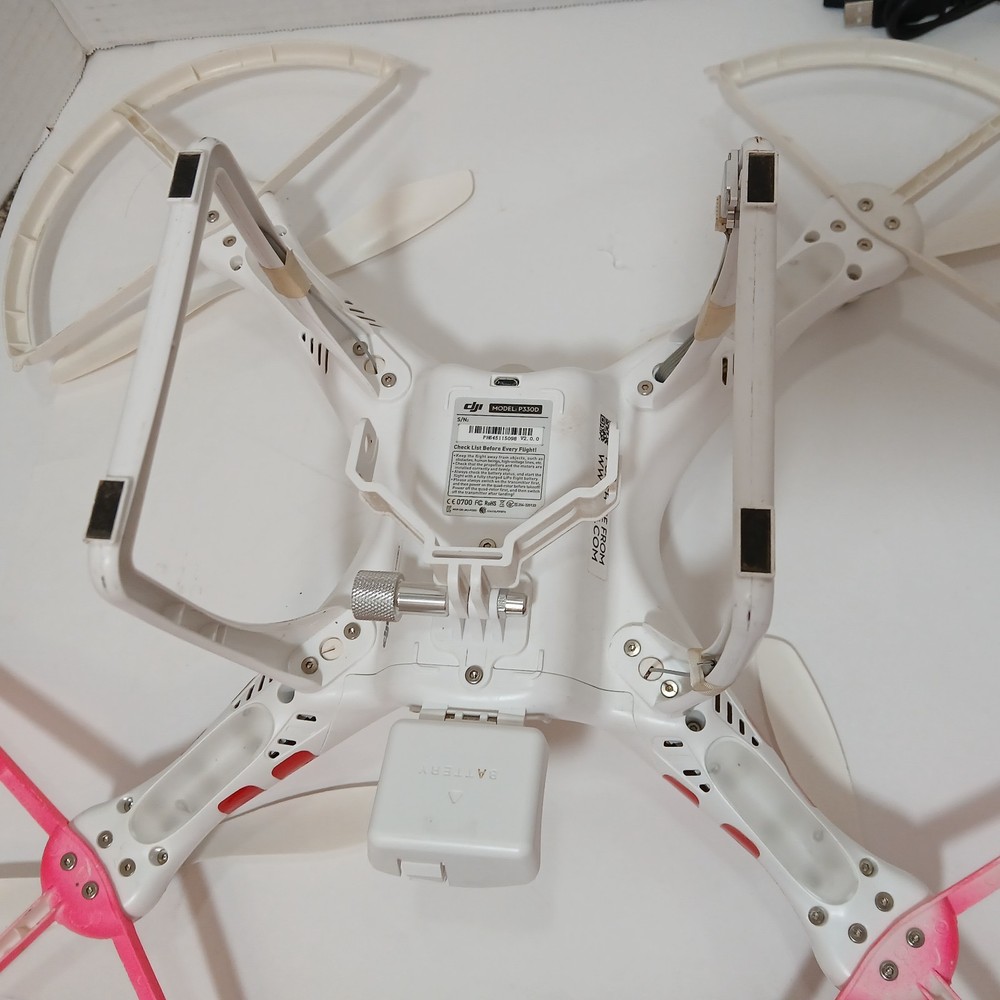 DJI Phantom 1 Drone P330D & Controller - UNTESTED PARTS AS IS