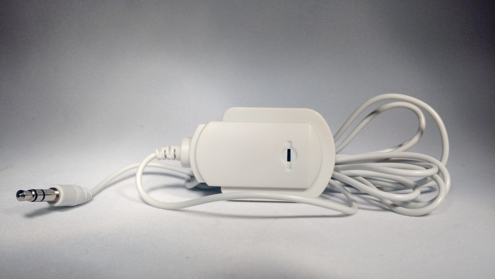 Lapel microphone with mount (White) uni-directional Lapel microphone
