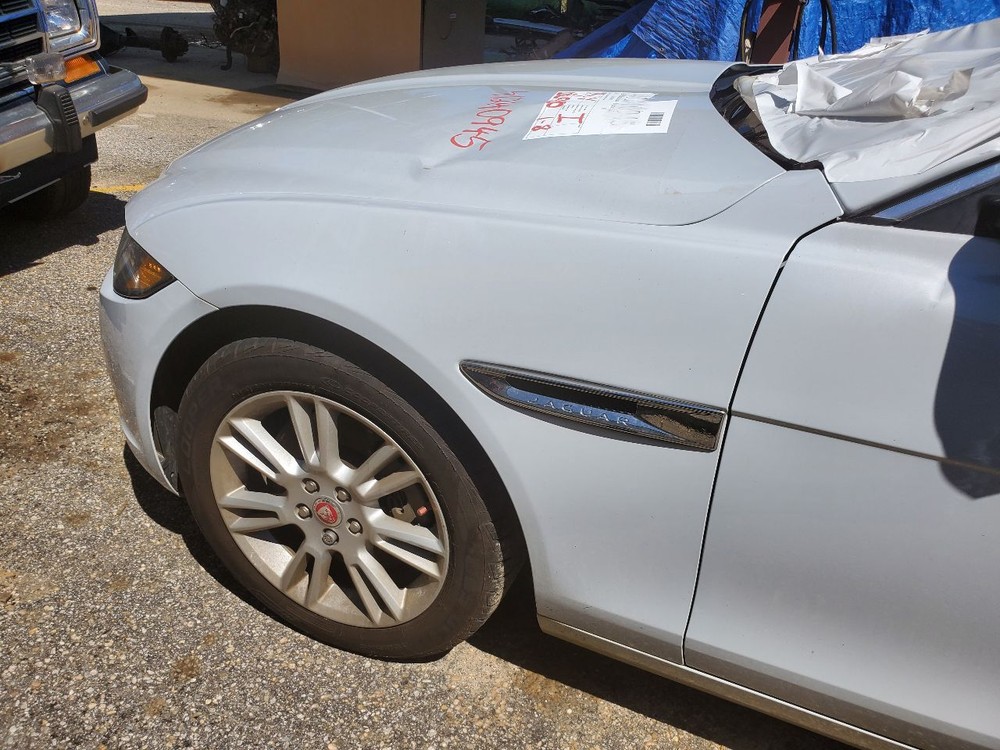 2017 Jaguar XE OEM Jack With Tools