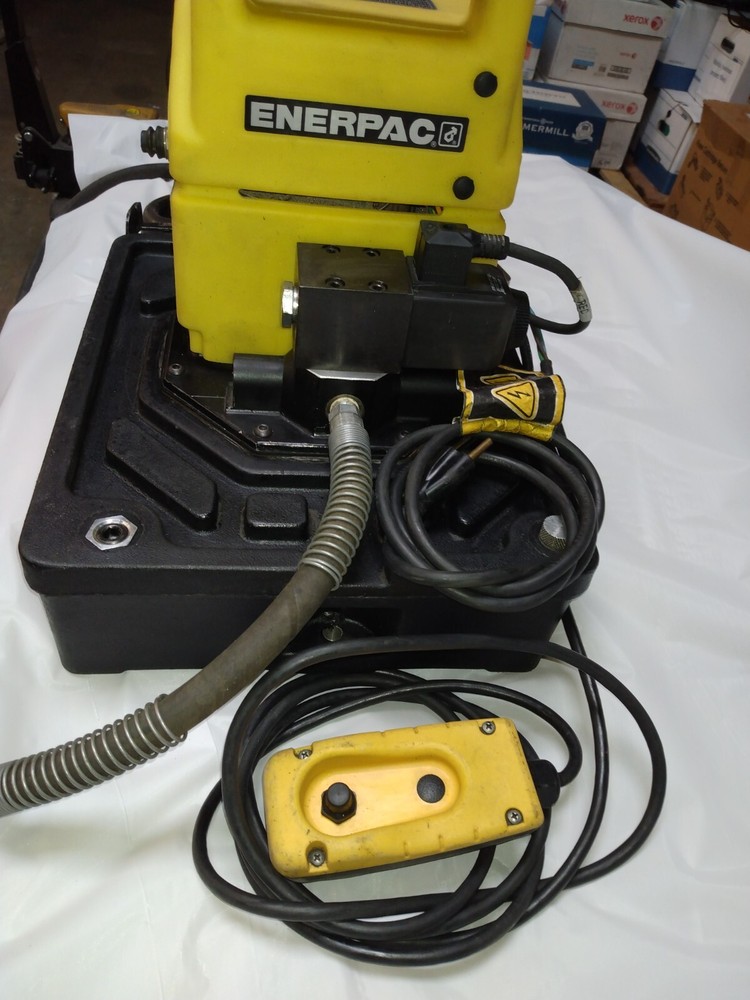 ENERPAC 35 TON HOLE PUNCH w/ELECTRIC PUMP
