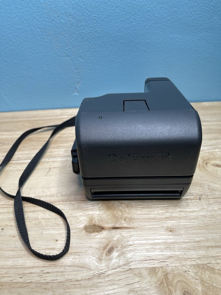 Polaroid 636 Closeup Instant Camera Untested