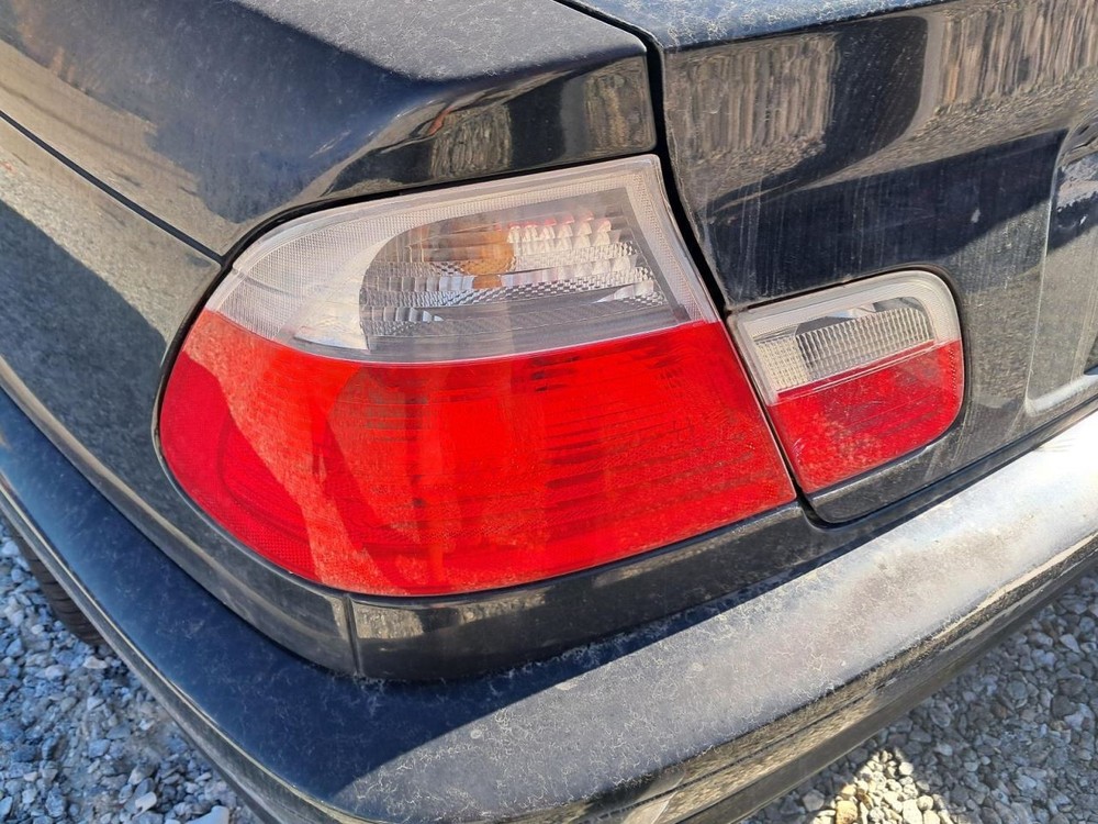 330CI 2002 Glove Box 4821705