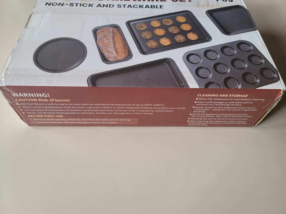 KIKCOIN 22 PCS NONSTICK BAKING PANS SET, STACKABLE BAKEWARE SETS WITH SILICONE H