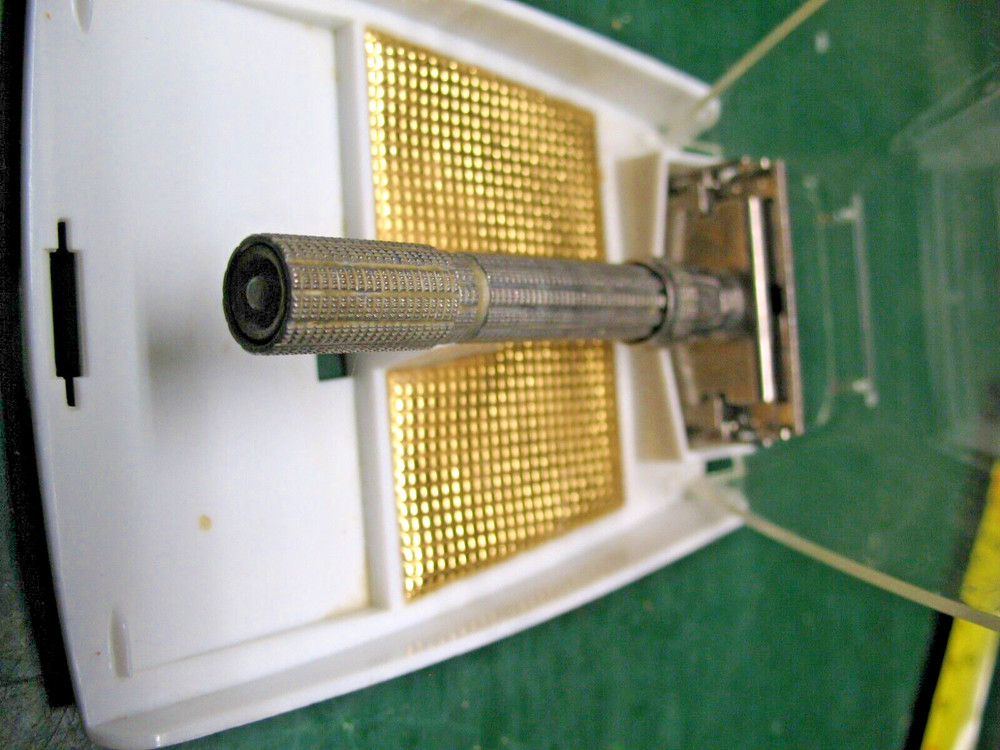 VINTAGE GILLETTE SLIM ADJUSTABLE DOUBLE EDGE SAFETY RAZOR w/ CASE CODE I 2