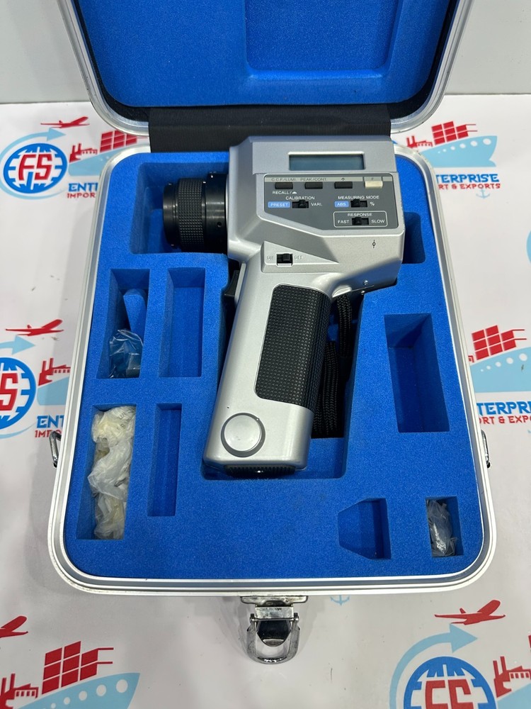 Konica Minolta LS-100 Luminance Meter - Measuring Instruments
