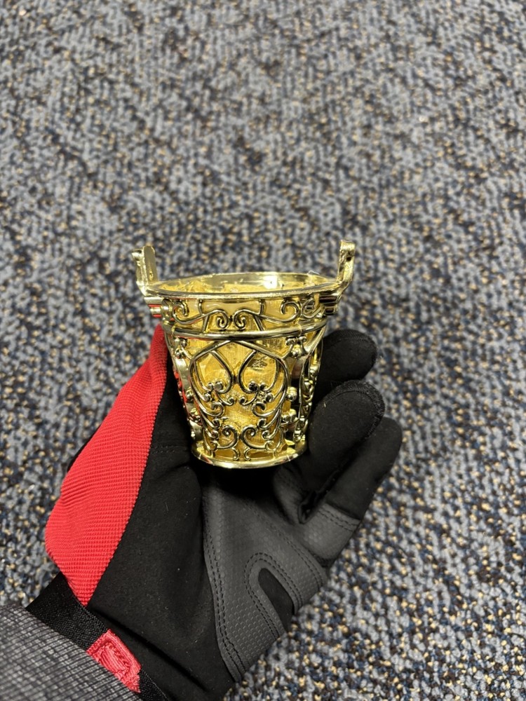 Small Golden Basket 2