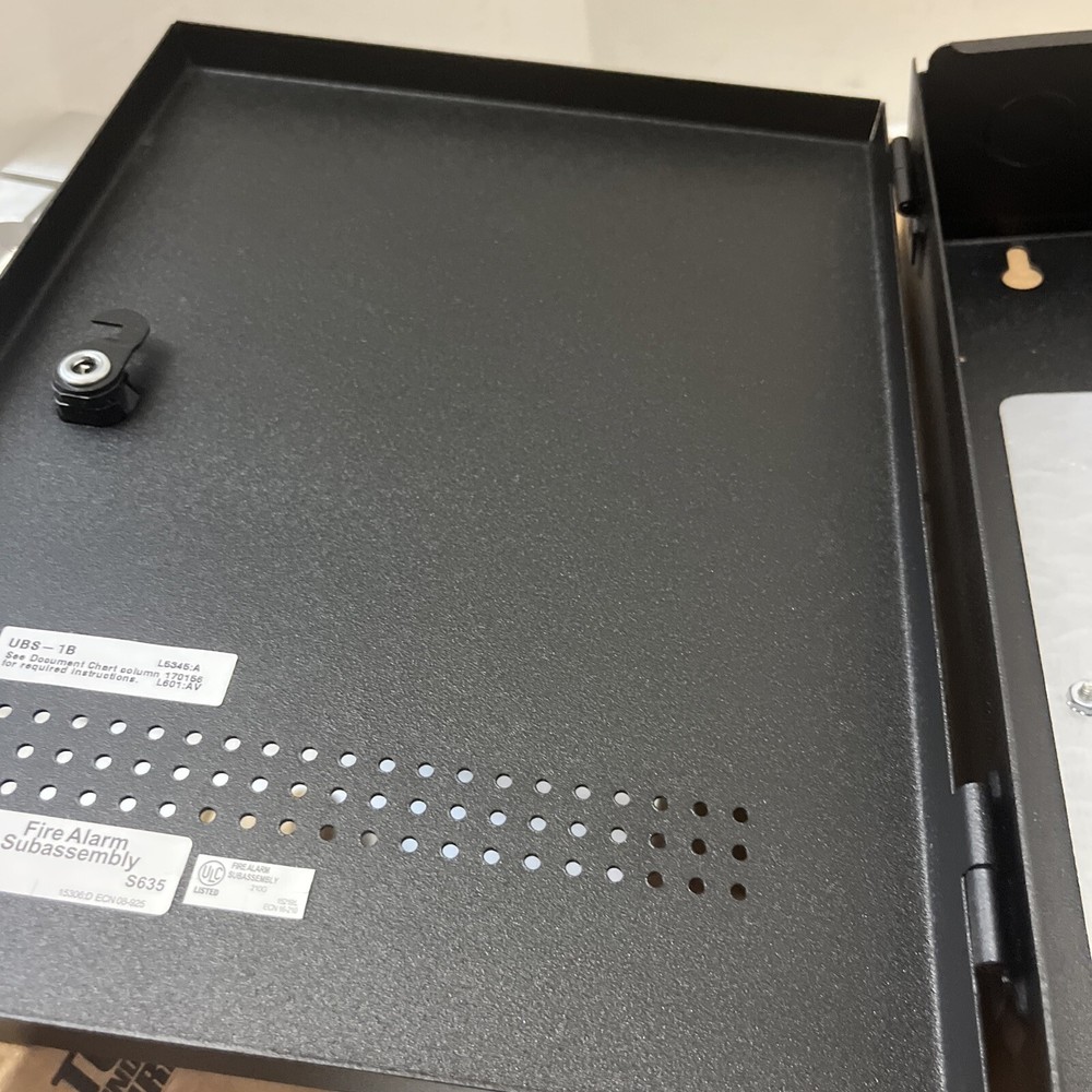 UBS-1B - Metal Enclosure Black