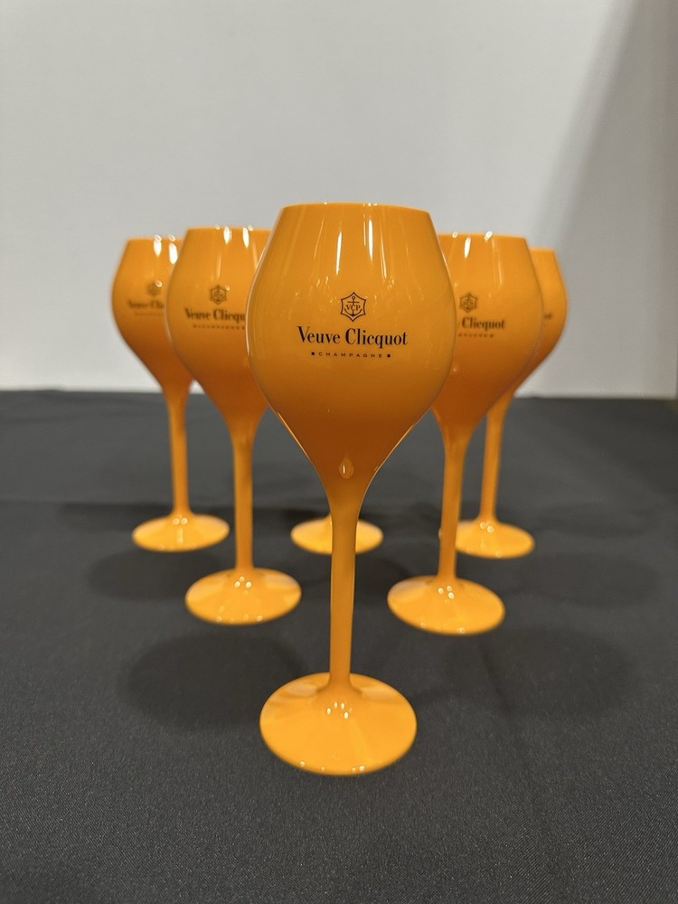 Veuve Clicquot Plastic Flutes