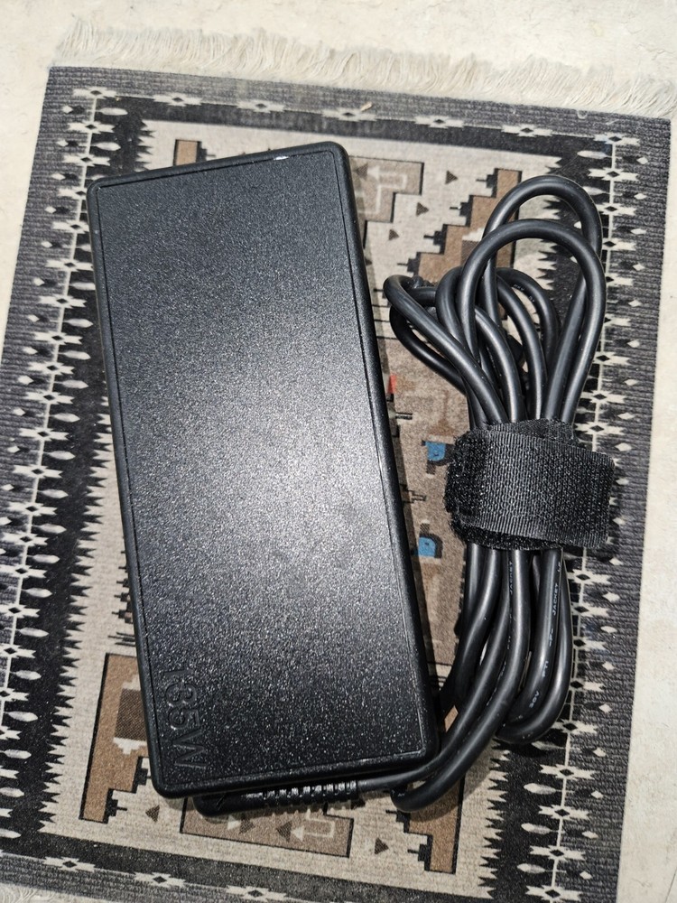 Lenevo Thunderbolt 3 Power Supply. OEM