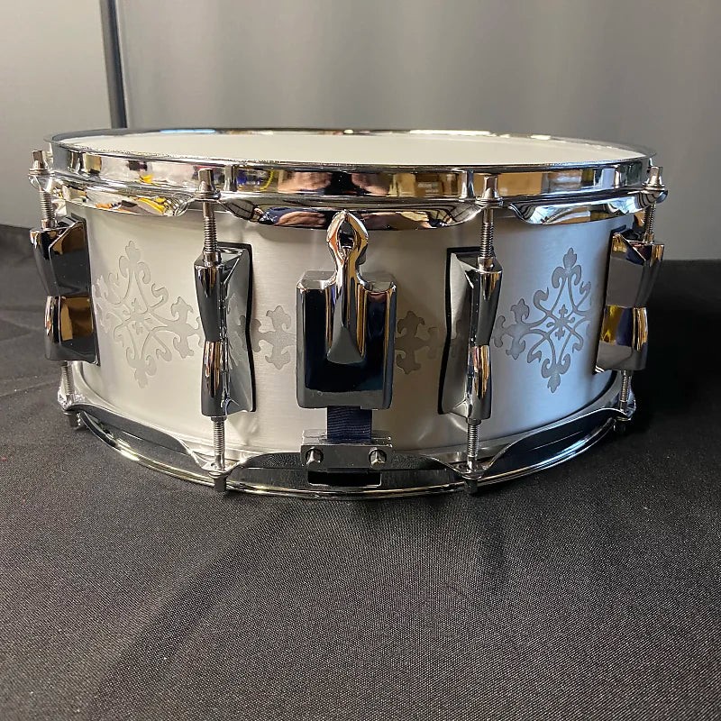 JBAS1093 Patterned Aluminum Snare