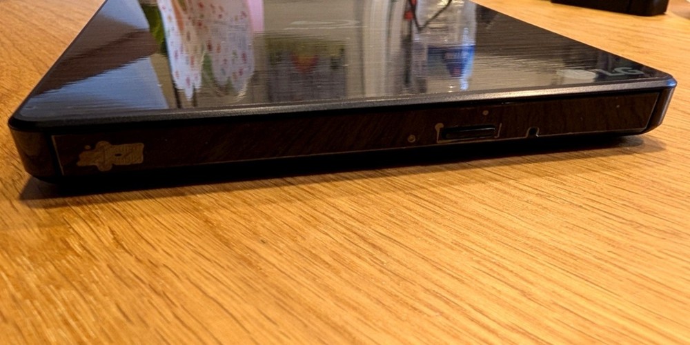 LG WP50NB40 UHD Friendly LibreDrive 4K Blu-ray Drive Pre-Flashed | MakeMKV Ready