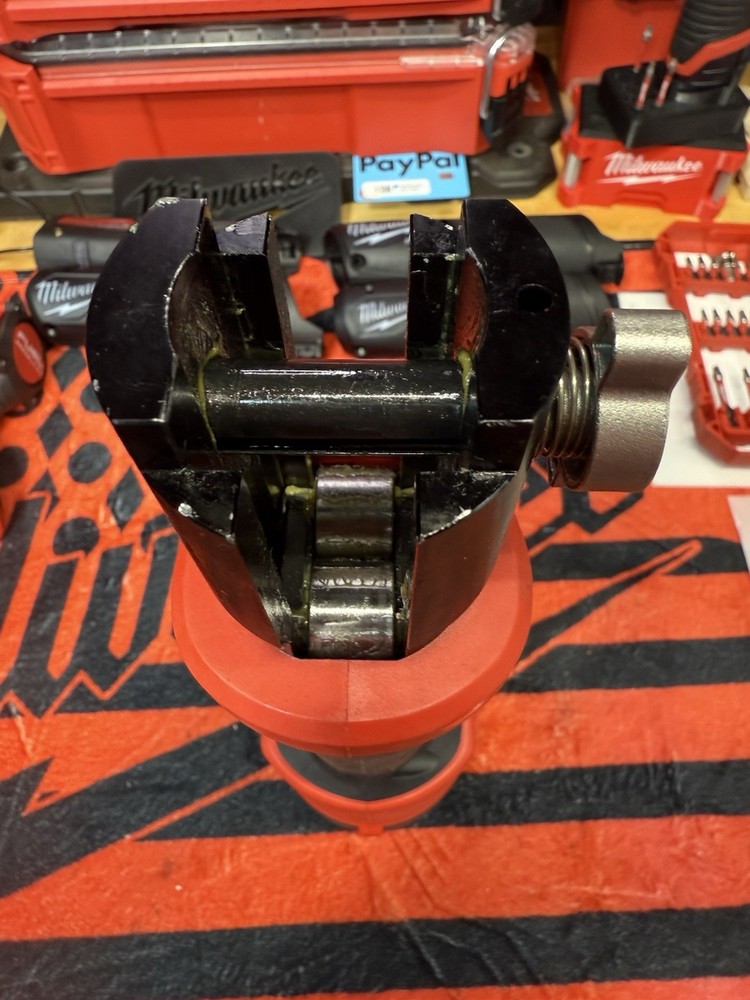Milwaukee 2674-20 M18 Short Throw Press Tool