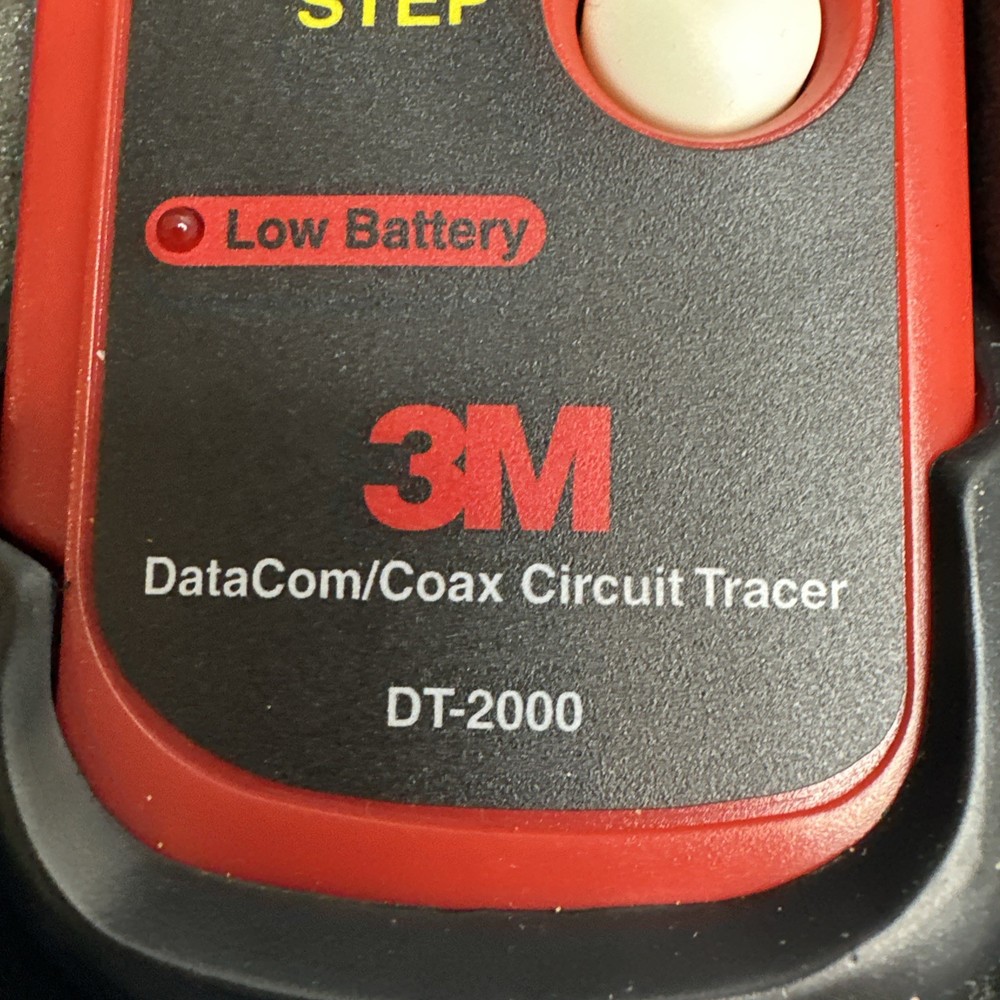 3M DT-2000 DATA COMMUNICATIONS AND COAX CABLE DETECTION INSTRUMENTS