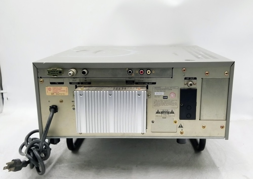 SONY VP-7020 VIDEOCASSETTE PLAYER