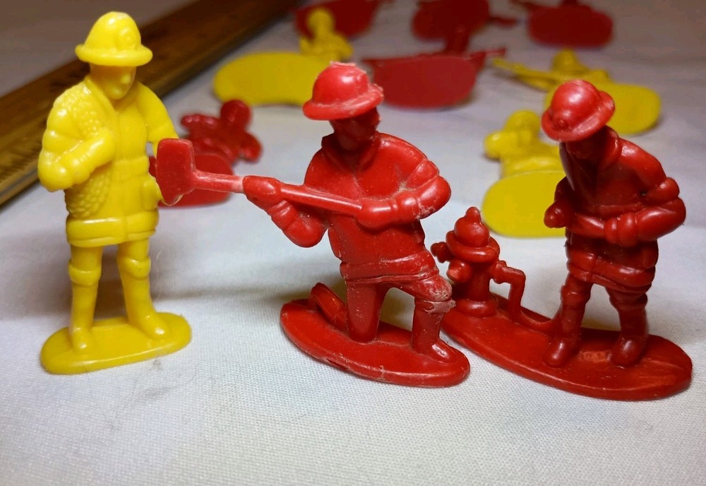 Army Men Lot - Different Sizes - Fire Fighters - Astronauts - 300+