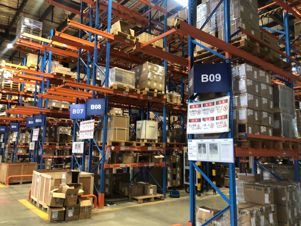 Q68B NEW MITSUBISHI Q68B PLC Module